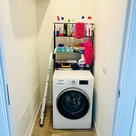 Bilocale Caviggioli 노바라